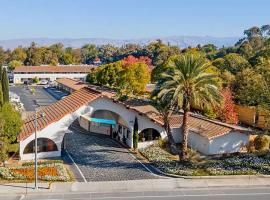 Super 8 by Wyndham San Jose Airport, hotel in San Jose