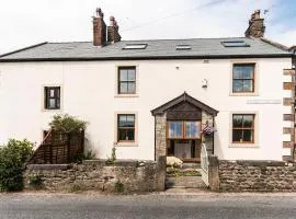 Stanley Lodge Farmhouse