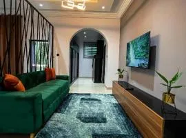 Z&E Apartment