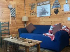 Lazy Oak Lay-Up, WiFi, Hot Tub