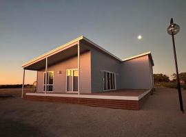 Driftwood Beach House - Coastal Haven North Beach, hôtel à Wallaroo