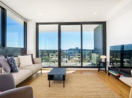 Bright 1BR Apartment with Stunning Views - Hosted by Canstay, Hotel in Turner