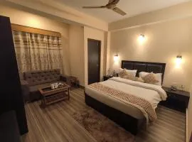 Hotel Shanti Palace