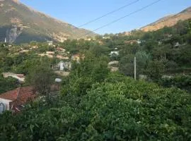 Emily Cottage house in Gjirokaster