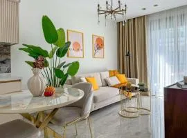 Qoople Legend B - premium apartments steps from the sea