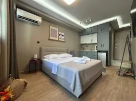Dragoumi Suites Lydia