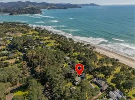 Pine Haven - Matarangi Holiday Home