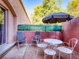 Gîte Rose - Lac Salagou, hotel en Le Bosc