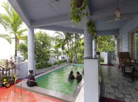 Waterfront Villa By Bigfoot Stay, hotel in Chouk