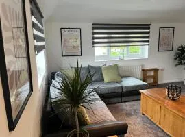 Gatwick 2 Bed Apartment 4