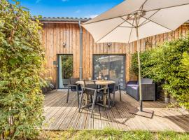 La Grange Aux Arbres - Gite Hetre, hotel a Baron