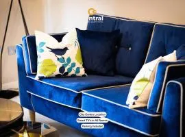 Trades Lane by CENTRAL SERVICED APARTMENTS - City Centre - 2 Bedrooms - En-Suite Bathroom - Dedicated Parking Space - Fully Equipped - Walk Away From Dundee Bus & Train Station - City Centre - Fully Equipped