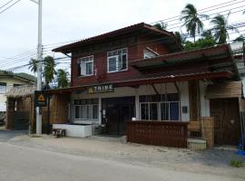 TRIBE by Aforetime, albergue en Taling Ngam