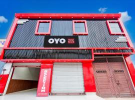 Hotel O Grand Hotel, hotel v destinaci Chandausi