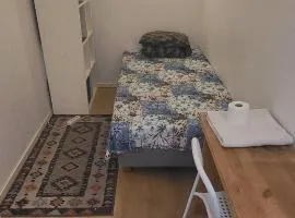 Small, Cosy Room for an Economic Short Stay