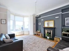 Flat in Cults perfect for Royal Deeside visits