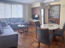 Modern, downtown and sunny!, overnatningssted med k&oslash;kken i La Paz