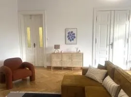 170qm 3 Schlafzimmer 2 Parkplätze 2 Bäder