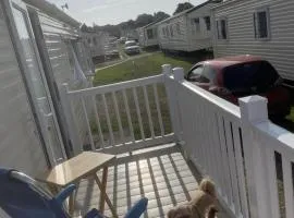 6 Berth Caravan With Decking In Hunstanton At Manor Park Holiday Park Ref 23062T
