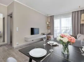 Stylish Apartment Bel Mare E529 in Miedzyzdroje with Balcony & Parking & Close to the Beach by Noclegi Renters