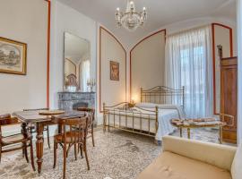 Mosaic House Artistic Retreat near Naples & Pompei, hotel in Angri
