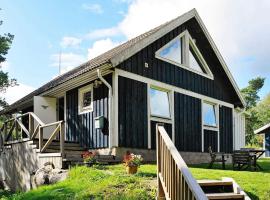 4 star holiday home in Spekeröd, hotell i Bräcketorp