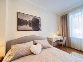 Elegant and bright flat in a quiet area