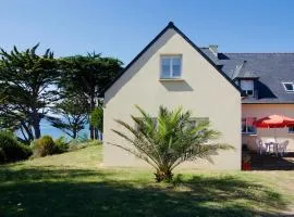 Family home 7 people, direct beach, sea view