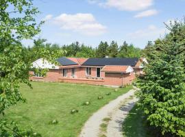 JB305-Fjerritslev-Tyttebaerstien-18, hotel en Torup Strand