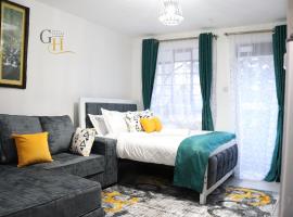 Gray Havens Homes, hotel com piscina em Rungiri