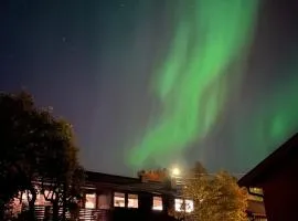 Romslig leilighet med kort vei til flyplassen