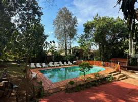 Nuevo Residencial Uno, hostel em Puerto Iguaz&uacute;