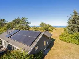 Holiday Home Carmen - 25m from the sea by Interhome