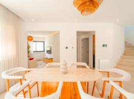 Villa Malaga Luxury for 10 in Central Marsa, luxe hotel in Dar el Ouzir