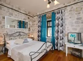 Festa Apartments & Rooms