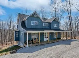 Luxury Nolin Lake Private Retreat - Sleeps 14