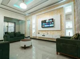 Adizo house - all room AC - close to beach - washingmachine