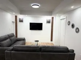 2 Bdrm Suitetv Wifinewly Built 20 Mins Airport