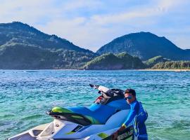 Jetski Lampuuk, camping de luxo em Lhonga