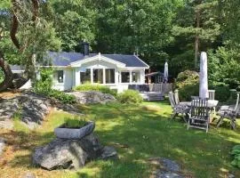 VGO765-Torestorp-Kammarholmen-1