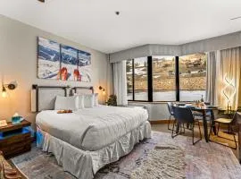 Studio at Grand Lodge Hot Tub Pool Pet Friendly