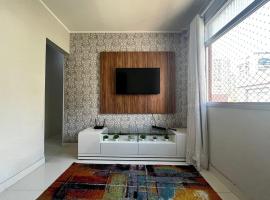 Itapuã - 4 Minutos da Praia - Apartamento Espaçoso - 3 Quartos、ヴィラ・ヴェーリャのホテル