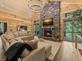 Bear Paw Lodge on the Lake