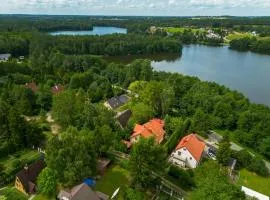 Loft Apartment - Year-Round Lakefront Apartment in Kamień Only 30 Minutes from Gdańsk and Gdynia