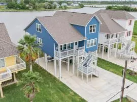 Seabrook Shores 3br Bayfront Hideaway W Deck
