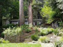 RnR, 2 Bedroom, 1 Bath - Charming River Getaway