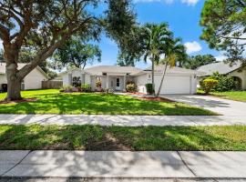 Grand opening Vacation rental single family home, hotelli kohteessa Bradenton