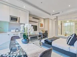 Sandton Skye Apartment
