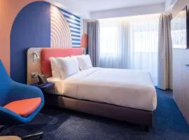 Holiday Inn Express & Suites Lisbon - Príncipe Real by IHG