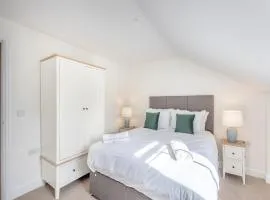 No 10 - Aintree - Uk47940